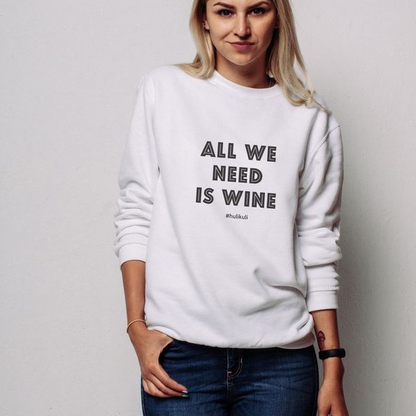 Свитшот женский "All we need is wine" белый HK-85 фото