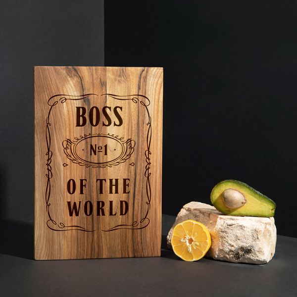 Доска разделочная S "Boss №1 of the world" из ореха BD-wd-42 фото