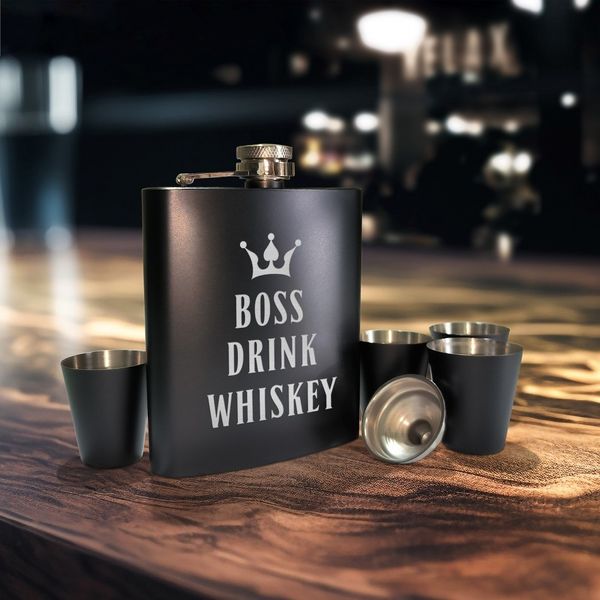 Набор черная фляга с рюмками "Boss drink whiskey" , Крафтовая коробка BD-FLASK-289 фото